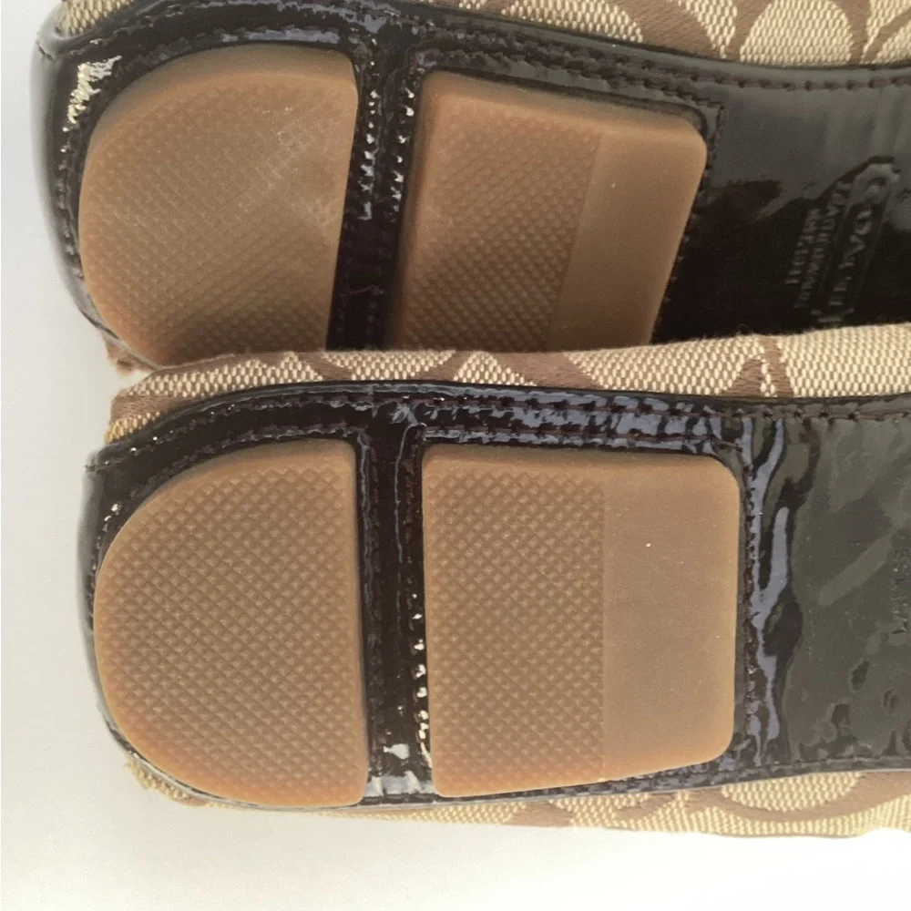 Coach Isabelle Flats size 9.5B. Brand New - Picture 2 of 12
